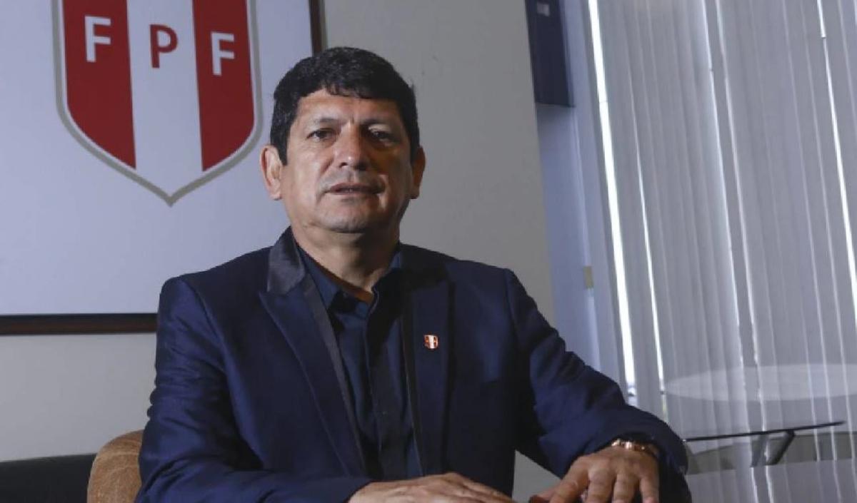 ‘Chemo’ del Solar recibió el respaldo de Agustín Lozano tras amenazar con renunciar si los clubes no lo apoyan